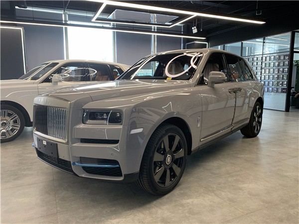 劳斯莱斯库路南2021款国六奢华4座到店