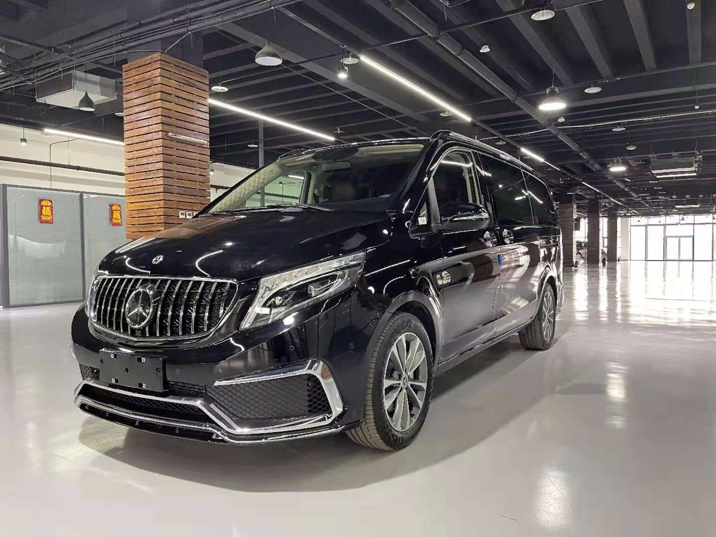 新款奔驰v260商务车定制改装风格现车