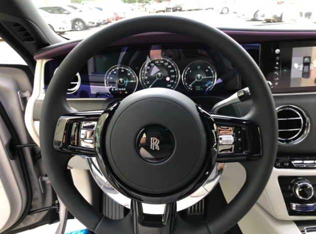 2021款劳斯莱斯古斯特展位现车价格优惠