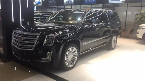 21款凯雷德b7级全车防弹"加长总督版"凯雷德最大的亮点是其改装后的