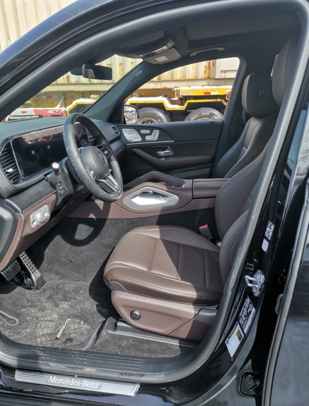 2021款奔驰gls450国六第一批现车已开放