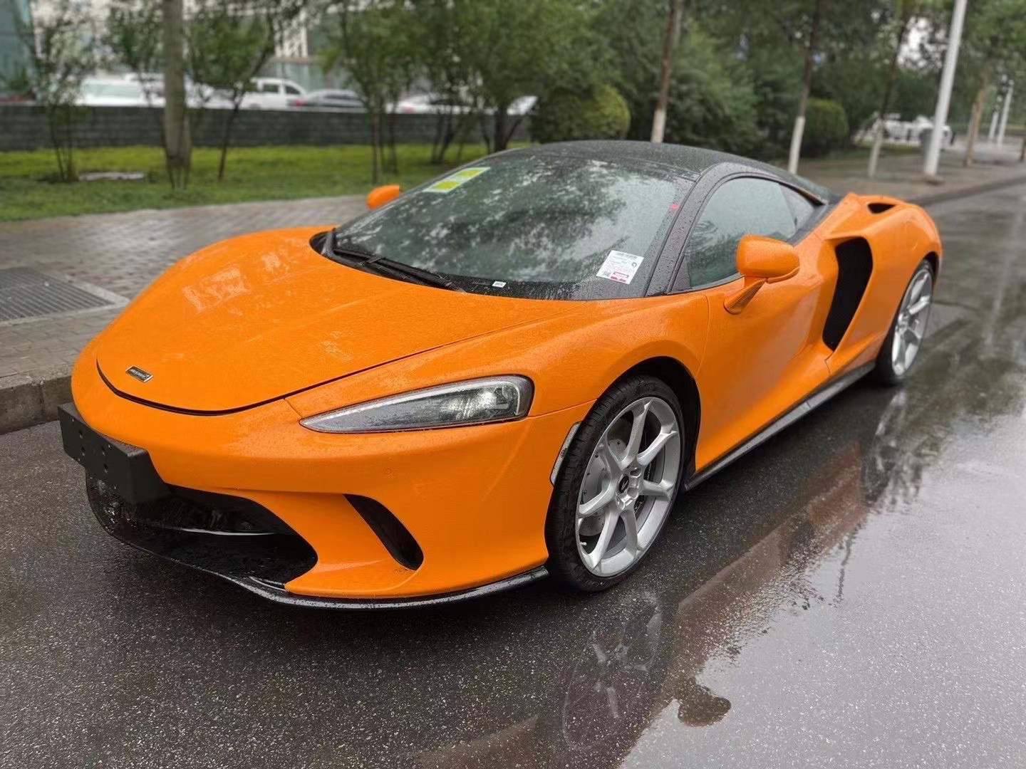 迈凯伦gt橙色258万 顶级跑车颠覆想象