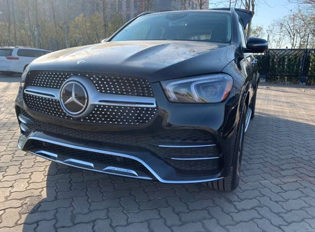 2021款奔驰gle450平行进口展位现车优惠