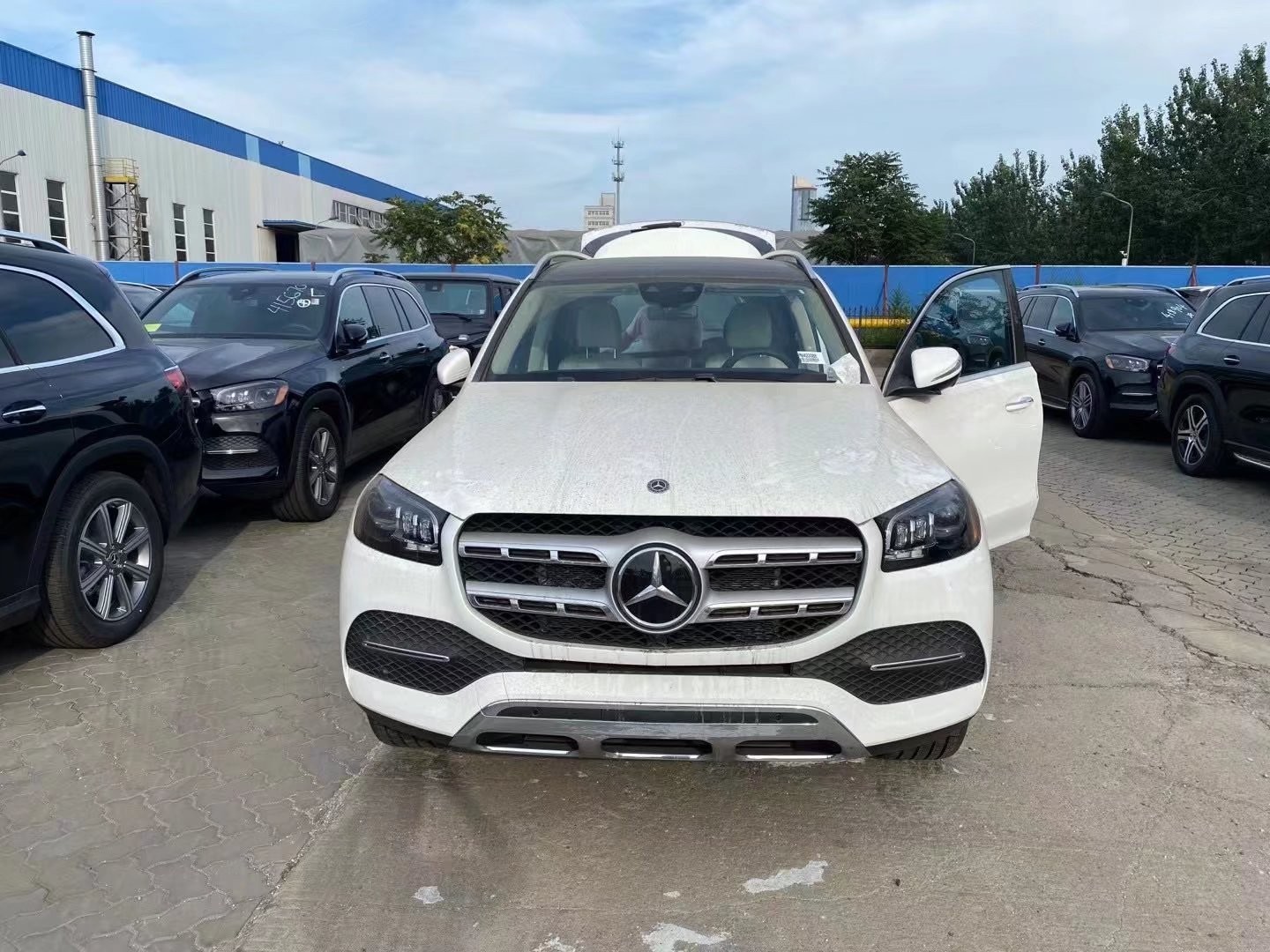 奔驰gls450白色现车国六全国落户出售