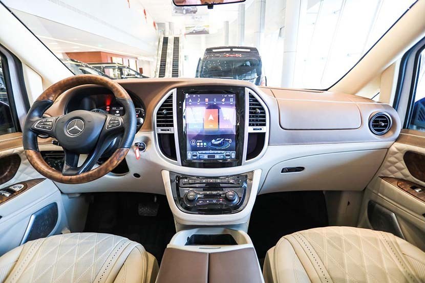 2021款 奔驰威霆七座商务车 现车特惠