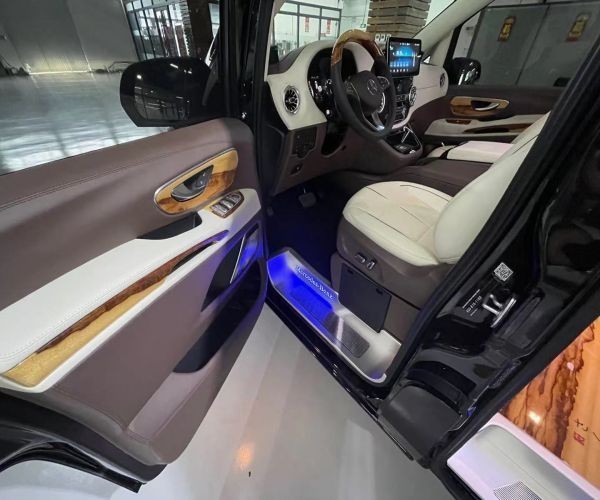 2021款奔驰威霆商务车个性定制升级案例