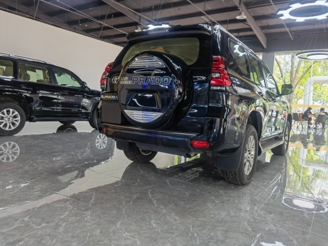 21款丰田霸道港口现车随提手续齐全