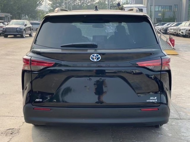 平行进口津港21款丰田塞纳25市场行情