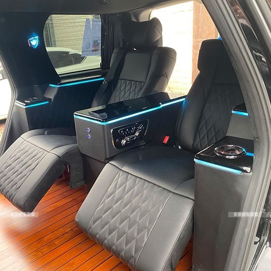 林肯领航员改装航空座椅 升级内饰个案_凤凰网汽车_凤凰网