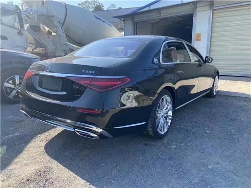 2021款进口迈巴赫s580豪华感淋漓尽致