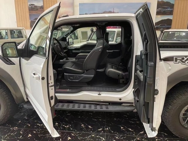 21款福特猛禽一门半天津现车最新优惠