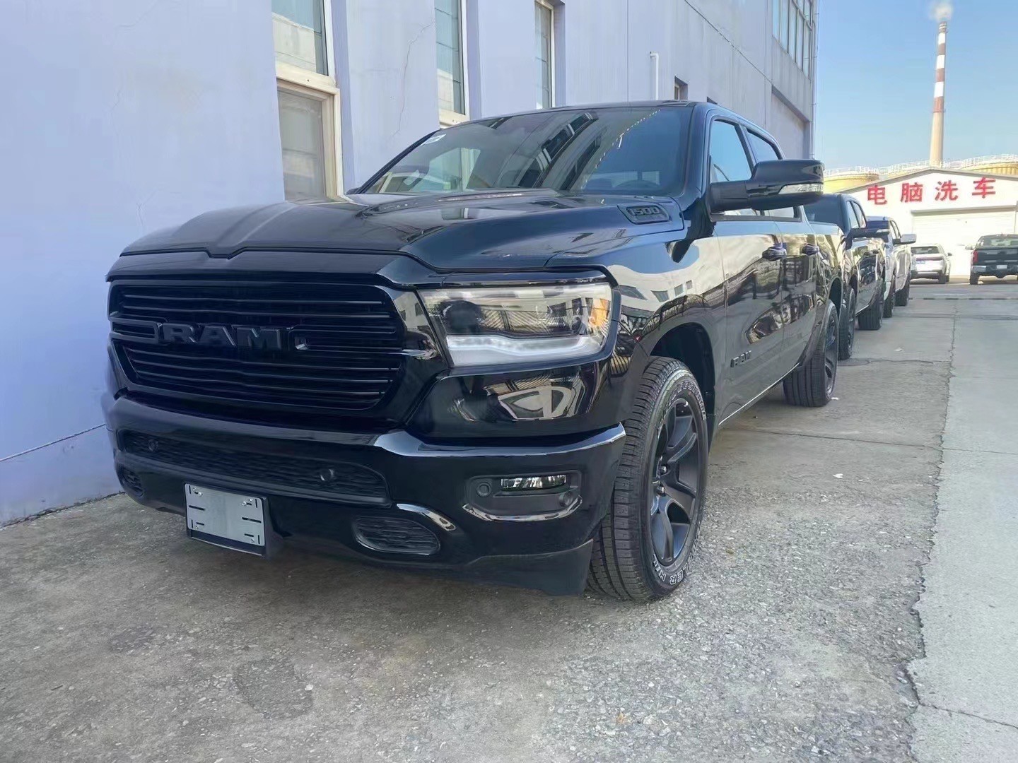 21款道奇公羊1500长脚号运动版国六现车