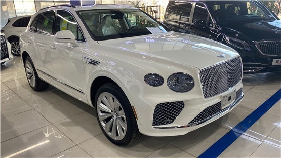 21款宾利添越白外白内港口现车suv标杆