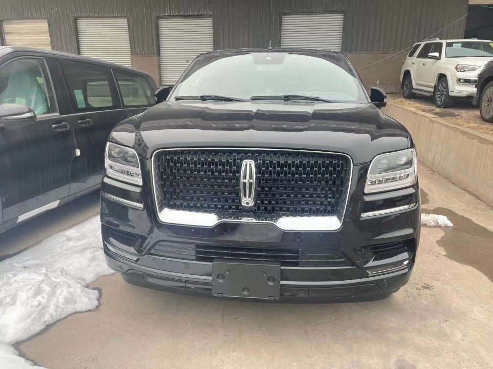 21款林肯领航员加长版价格110余万