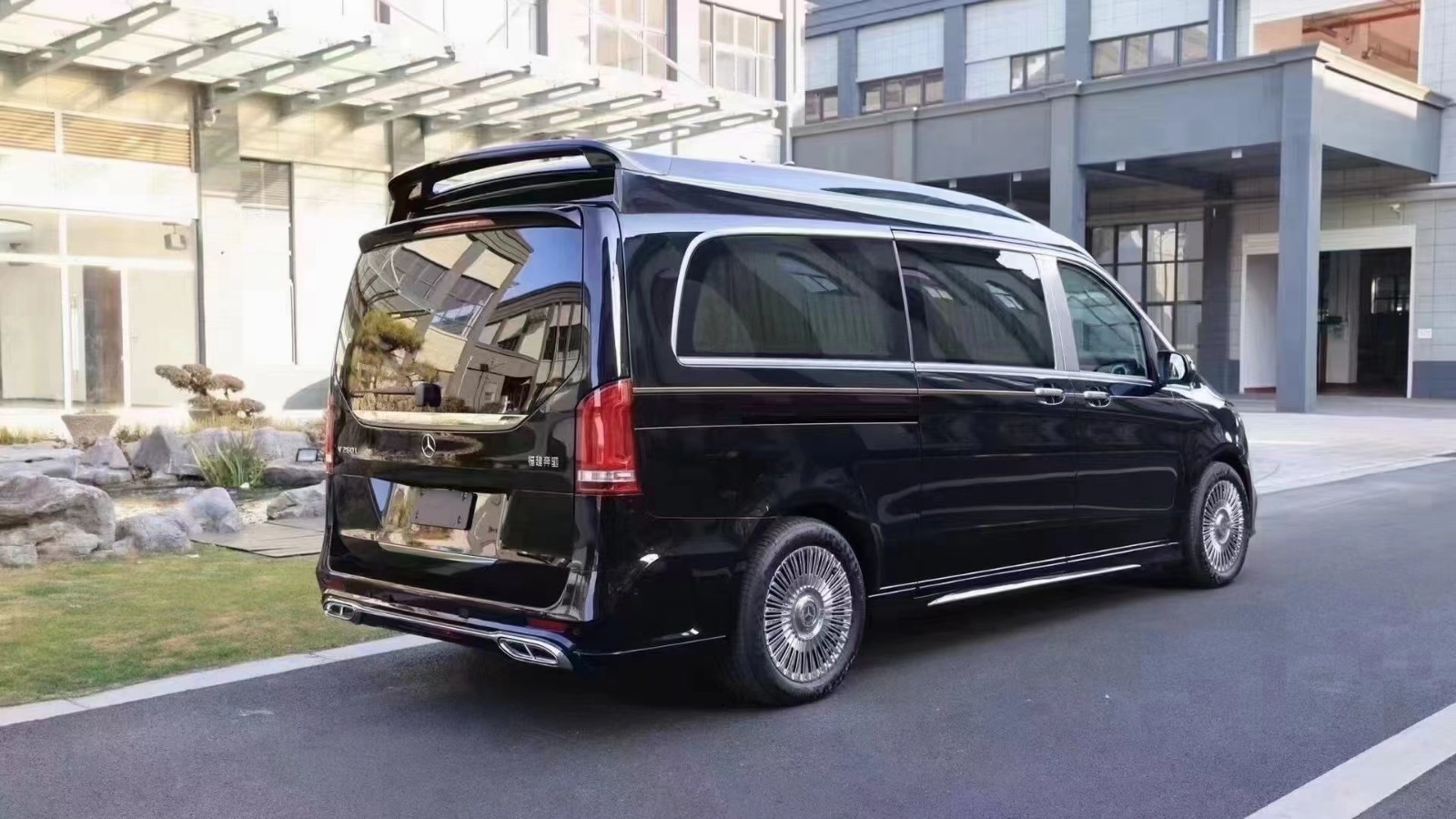 2022款奔驰改装商务车价格配置及图片