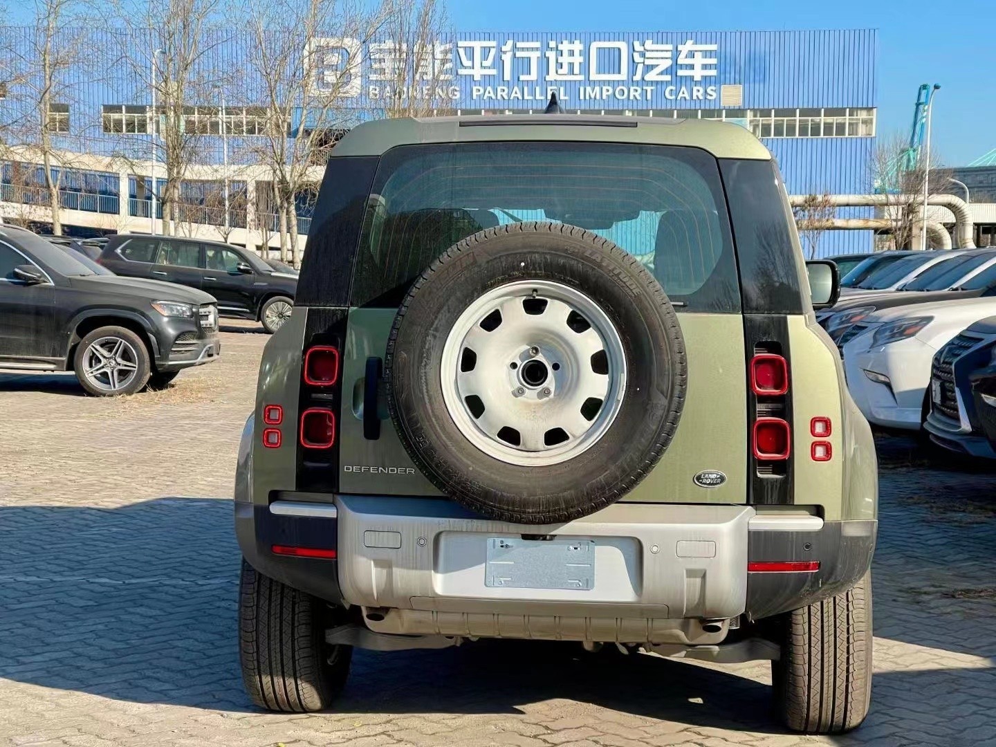 22款路虎卫士90现车彰显性格现车优惠