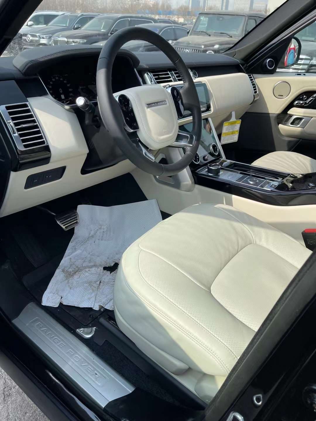 22款路虎揽胜行政版大特惠起步价120万