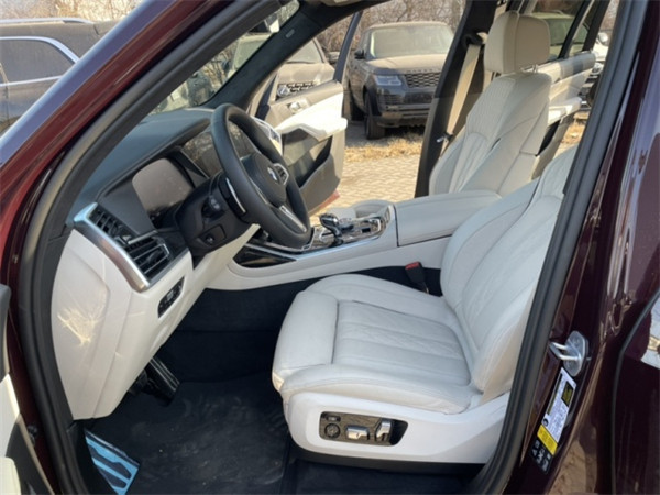 2022款宝马x7报价 紫水晶外观 白色内饰_凤凰网汽车_凤凰网