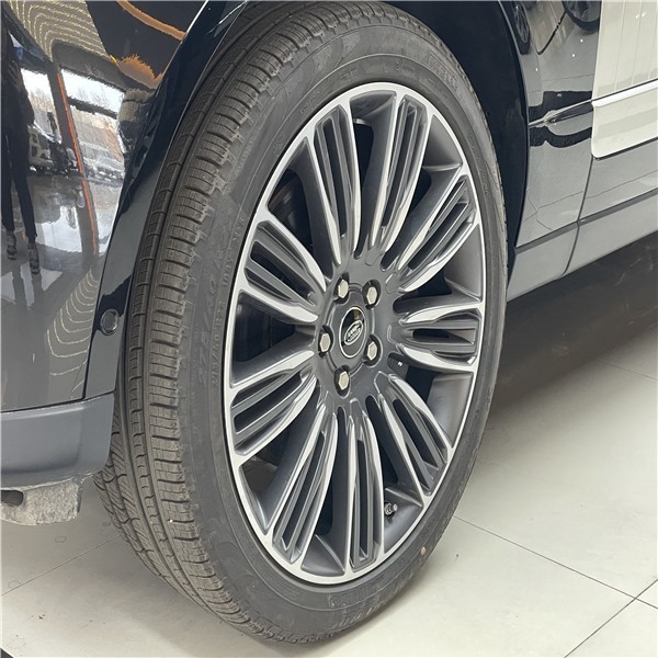 22款路虎行政22寸钻石新款轮毂现车报价