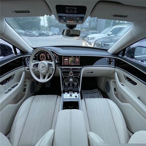 22款宾利飞驰40t亚麻白内饰售价295万