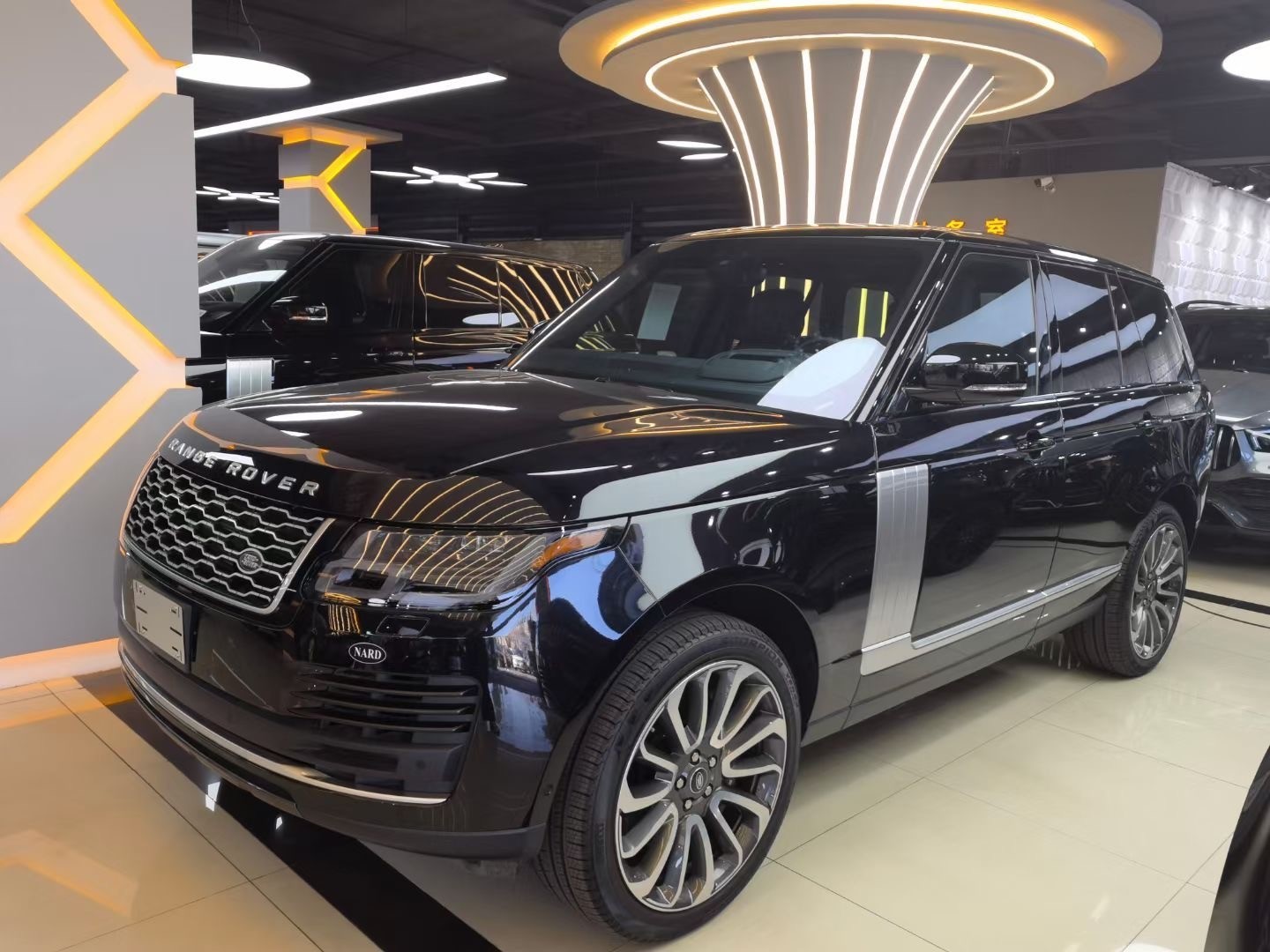 21款路虎揽胜行政高端品质低价直销