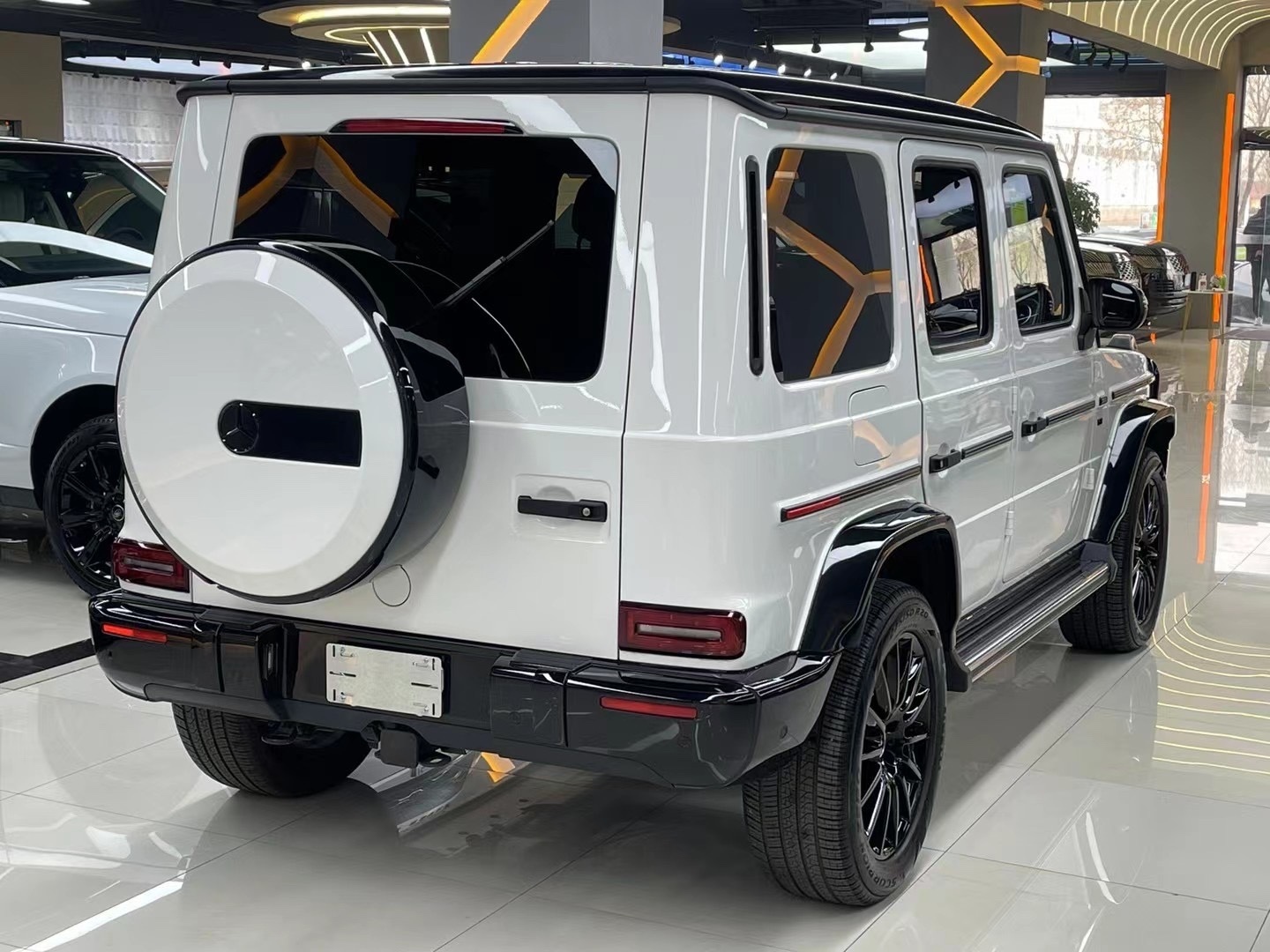 22款奔驰g550现车港口报价220万起售