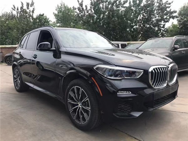 21款宝马x5加版30t国六b现车81万起