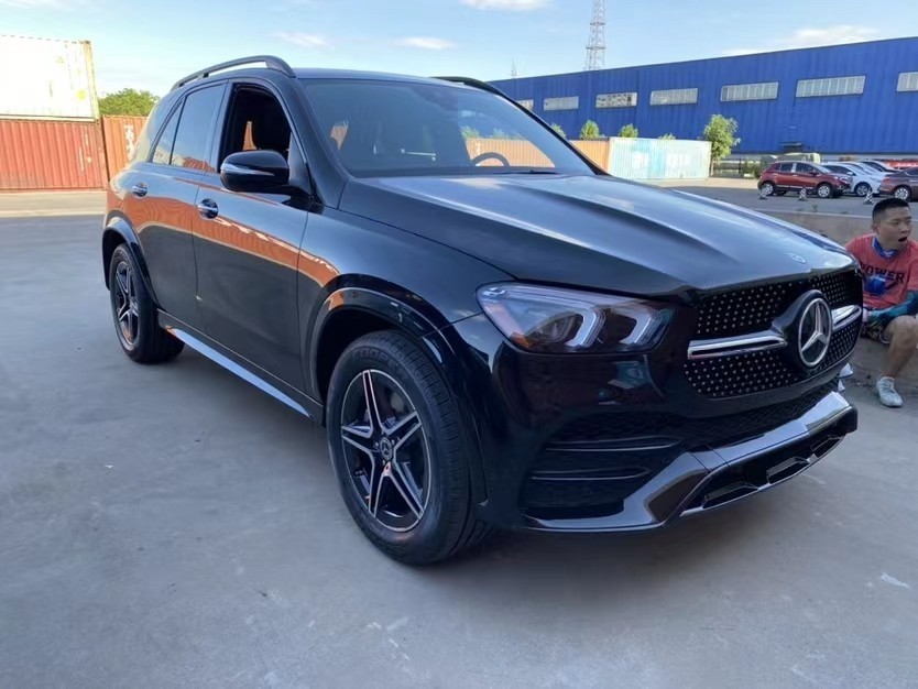 2022款奔驰gle450豪华包amg运动包