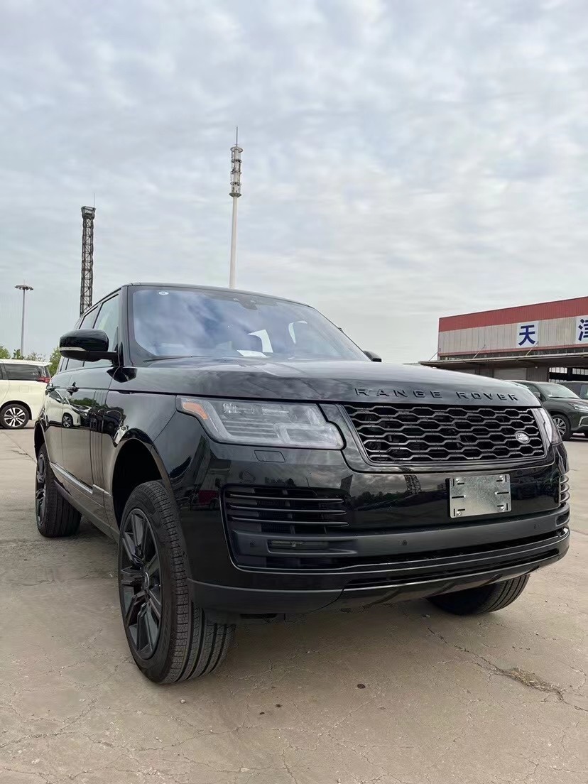 2022款揽胜行政30tp400汽油hse黑曜