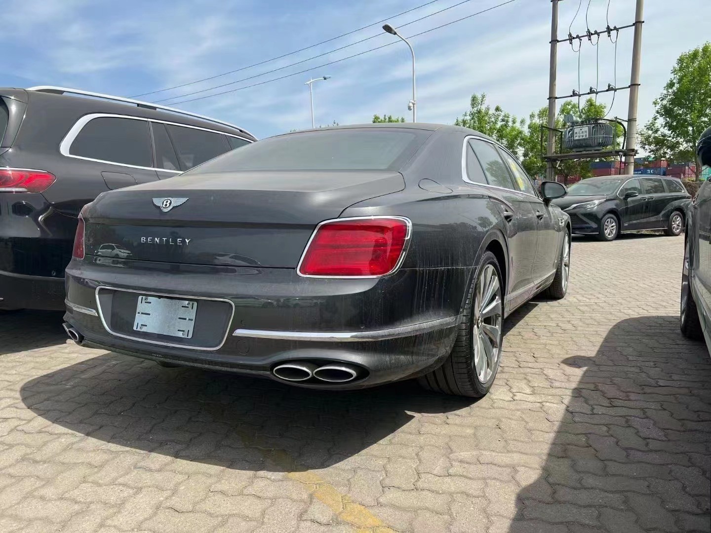 天津港新款宾利飞驰比中规优惠50万现车_凤凰网汽车_凤凰网