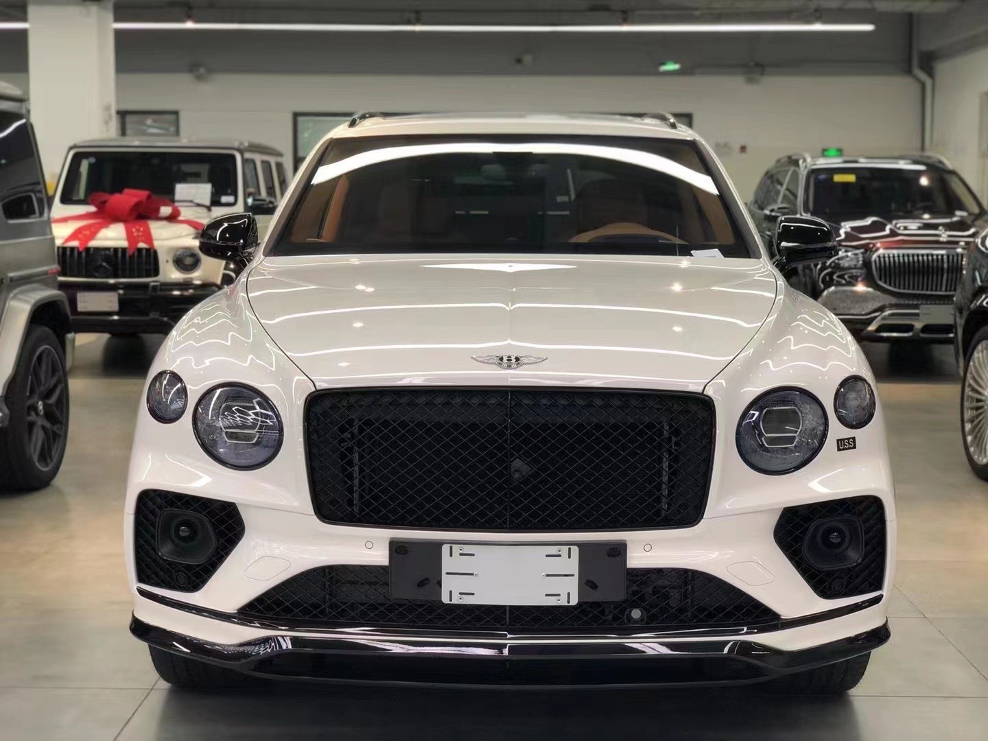 2022款美规宾利添越港口现车200余万起