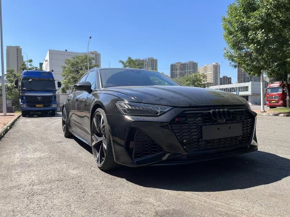 2022款奥迪rs640t欧版现车17500w