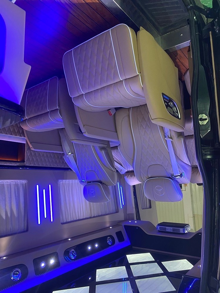 奔驰斯宾特改装内饰改装航空座椅