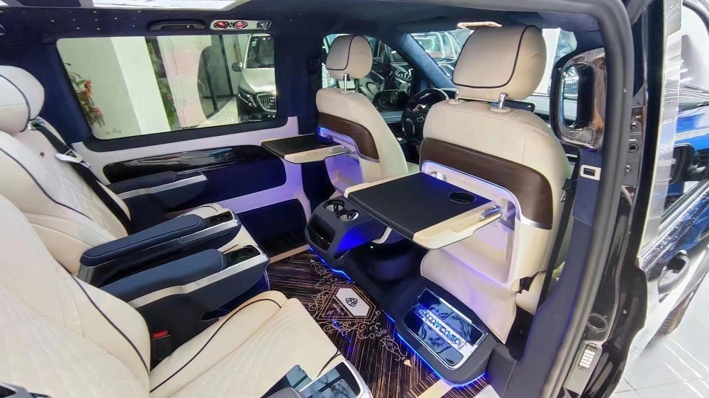 奔驰v260改装航空座椅案例图