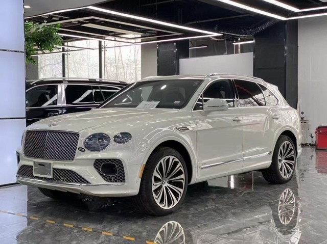 21款宾利添越首发限量版现车手续可开票