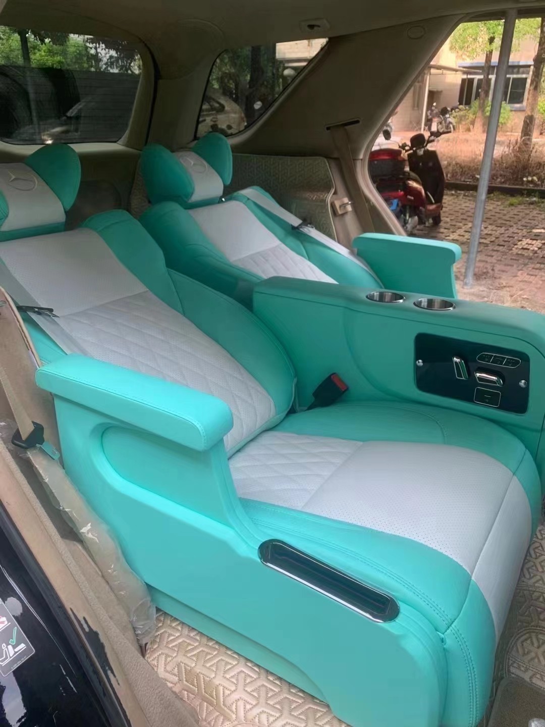 奔驰ml350改装航空座椅案例_凤凰网汽车_凤凰网