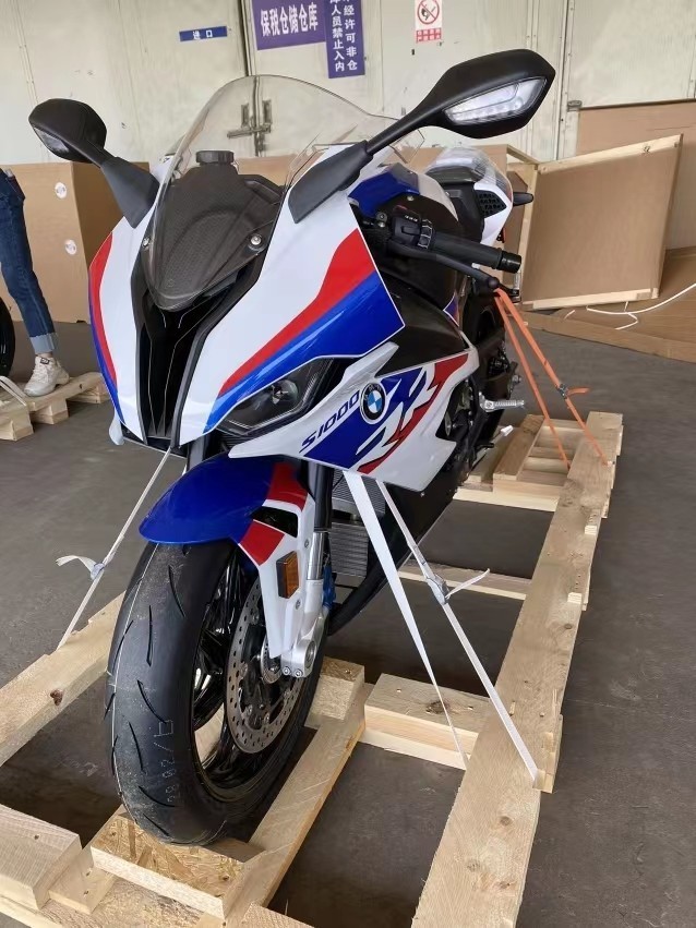 天津港纯进口宝马s1000rr大贸手续