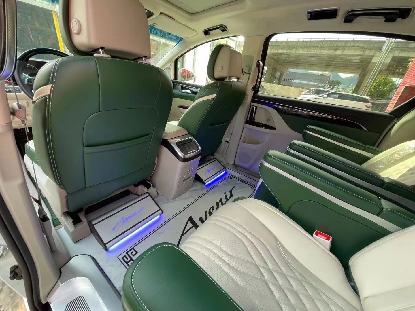 别克gl8改装航空座椅及祖母绿内饰升级