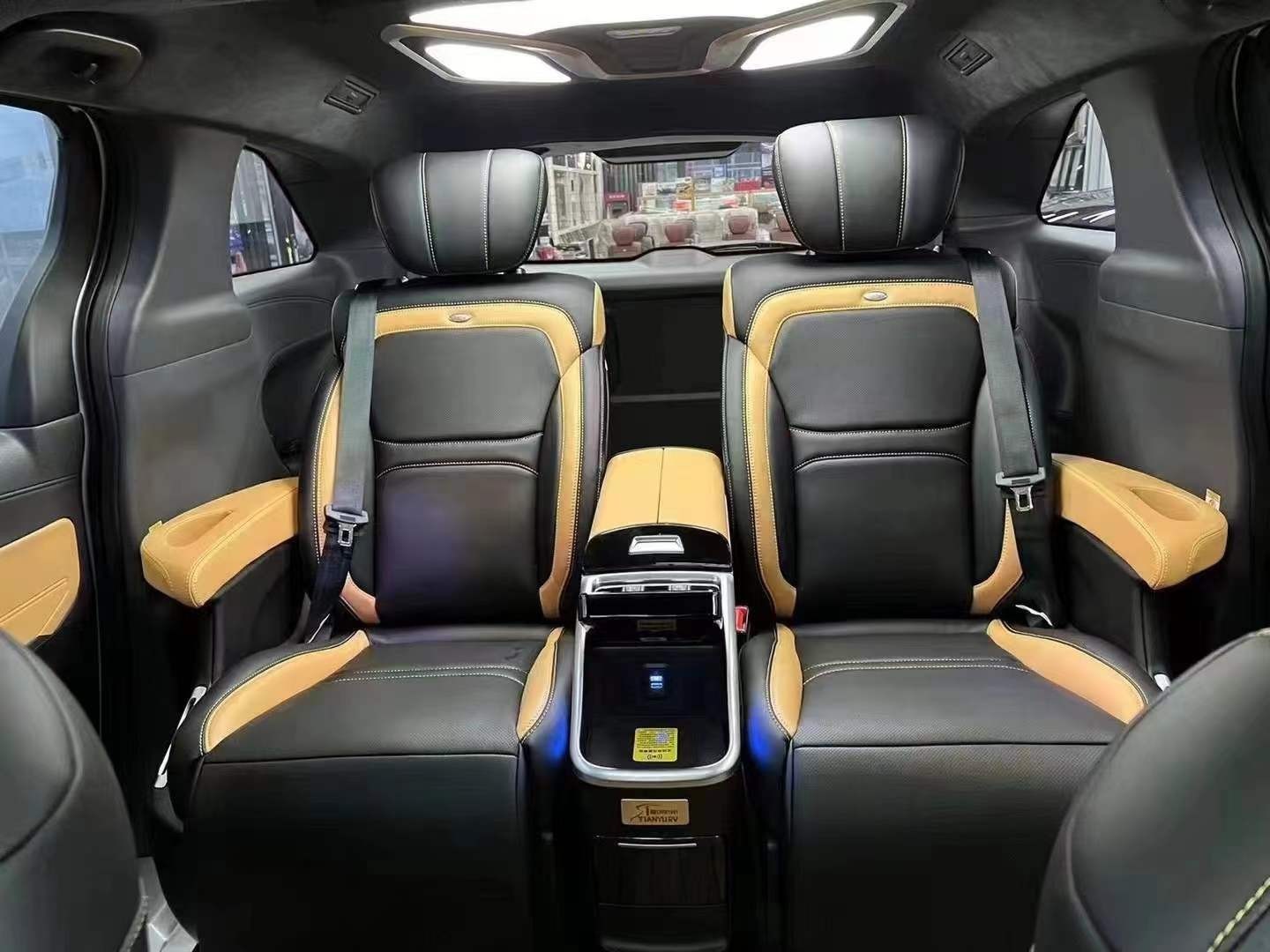 丰田塞纳改装航空座椅内饰升级_凤凰网汽车_凤凰网