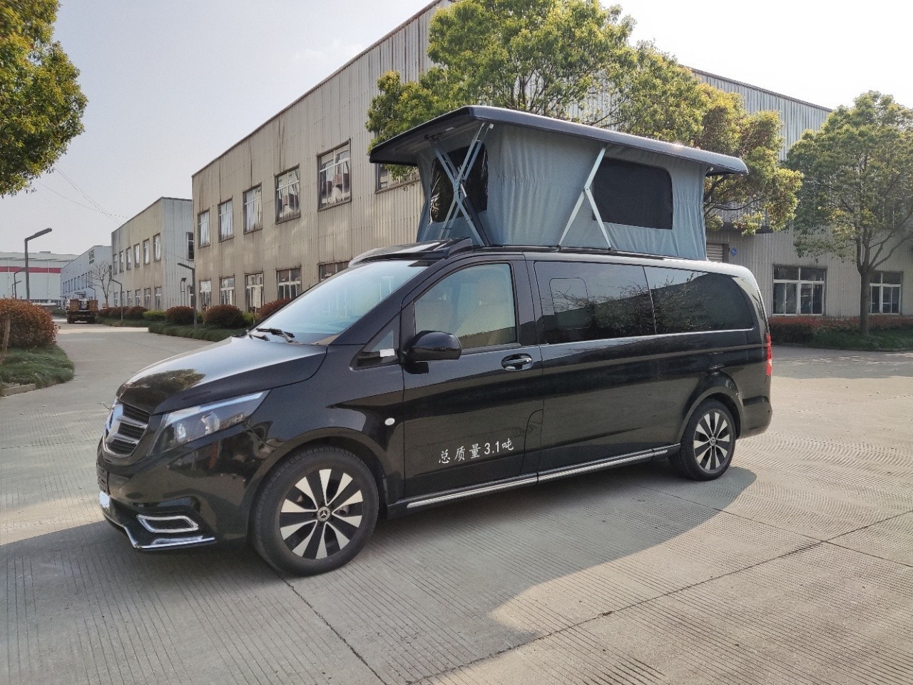 奔驰商务维莱福2022款升顶露营车_凤凰网汽车_凤凰网