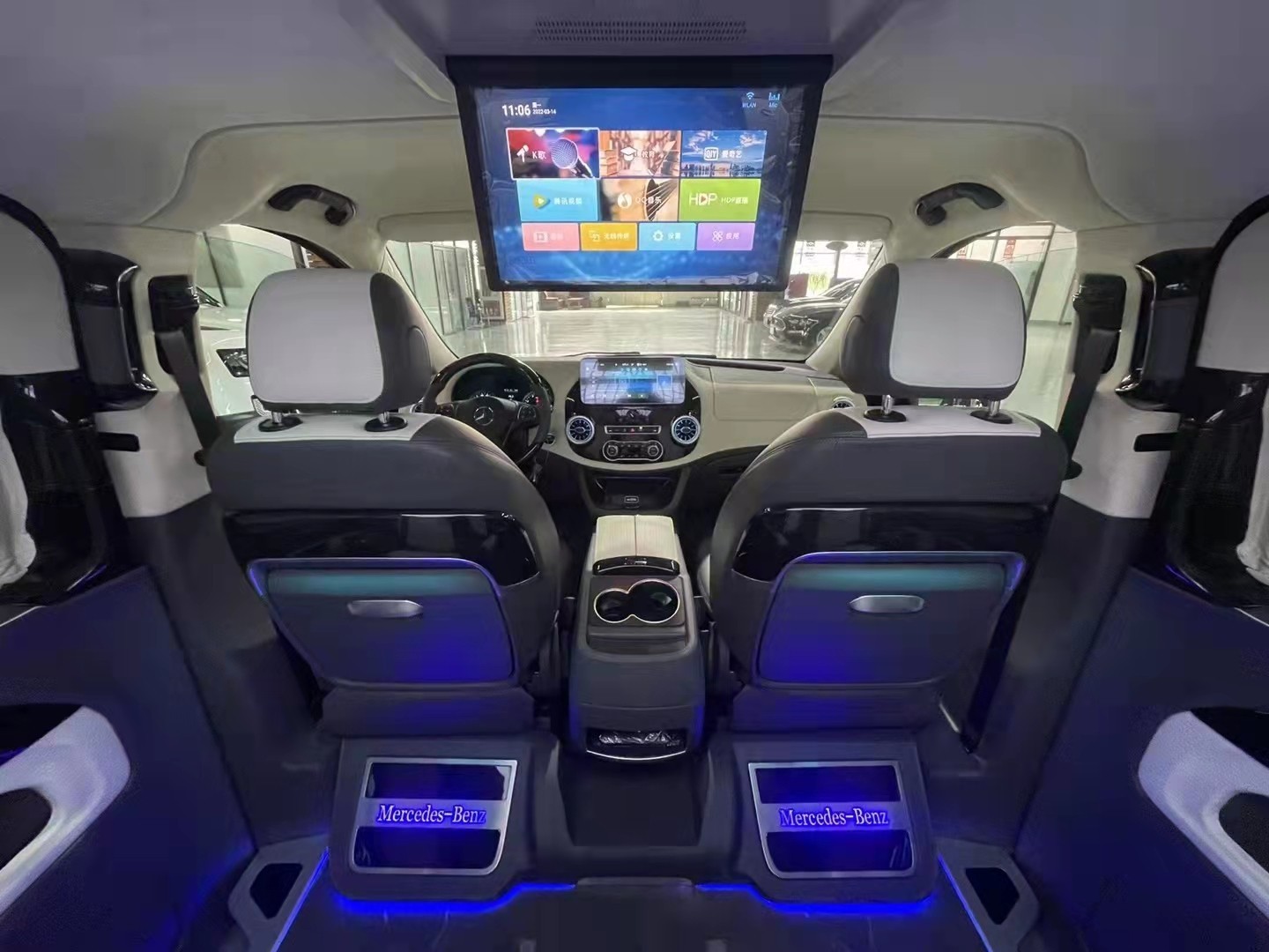 奔驰威霆平顶7座可以升级v260中控_凤凰网汽车_凤凰网