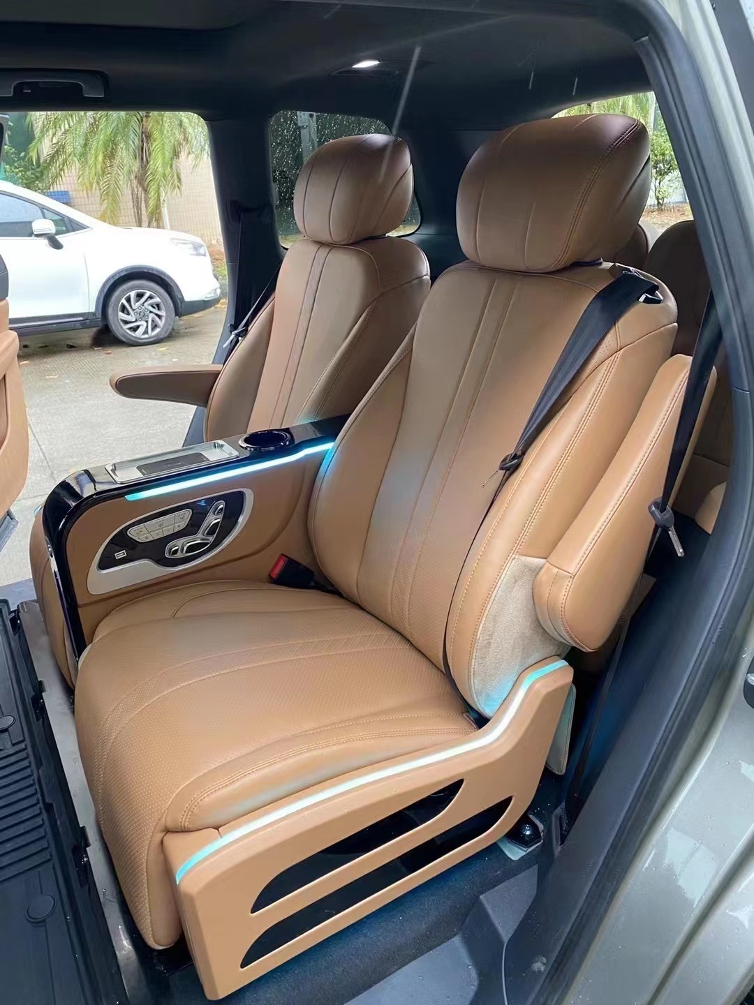 理想one改装升级航空座椅案例