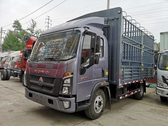 重汽豪沃4米2冷藏车办齐多少钱现车