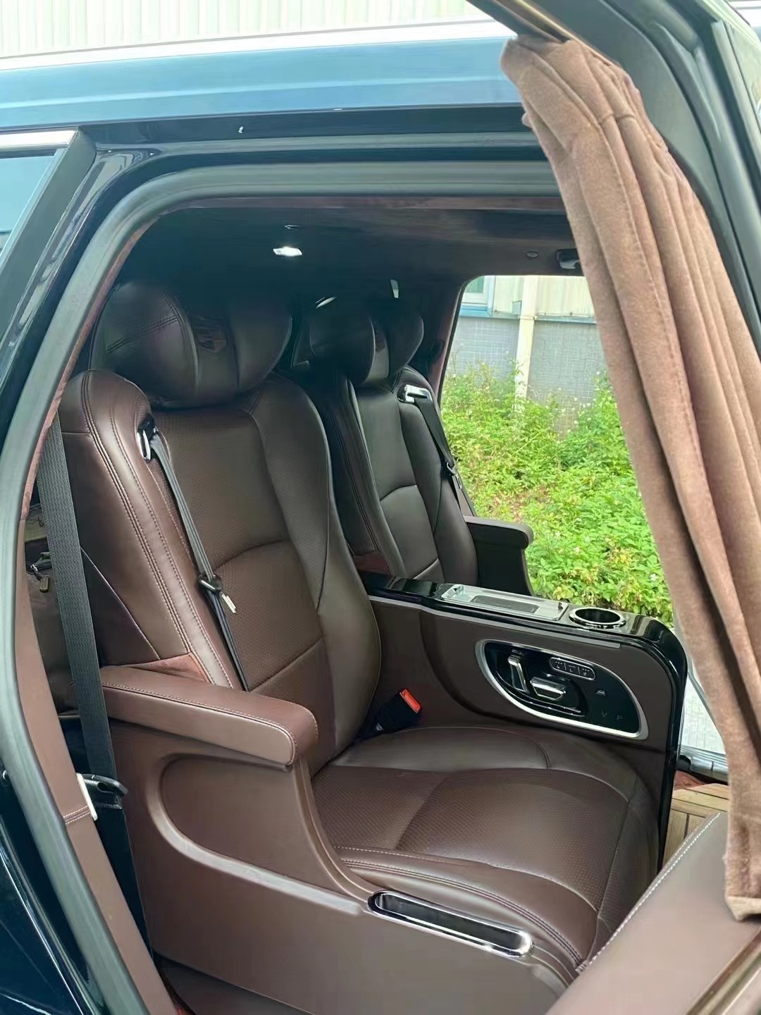 凯迪拉克xt6改装航空座椅及内饰案例