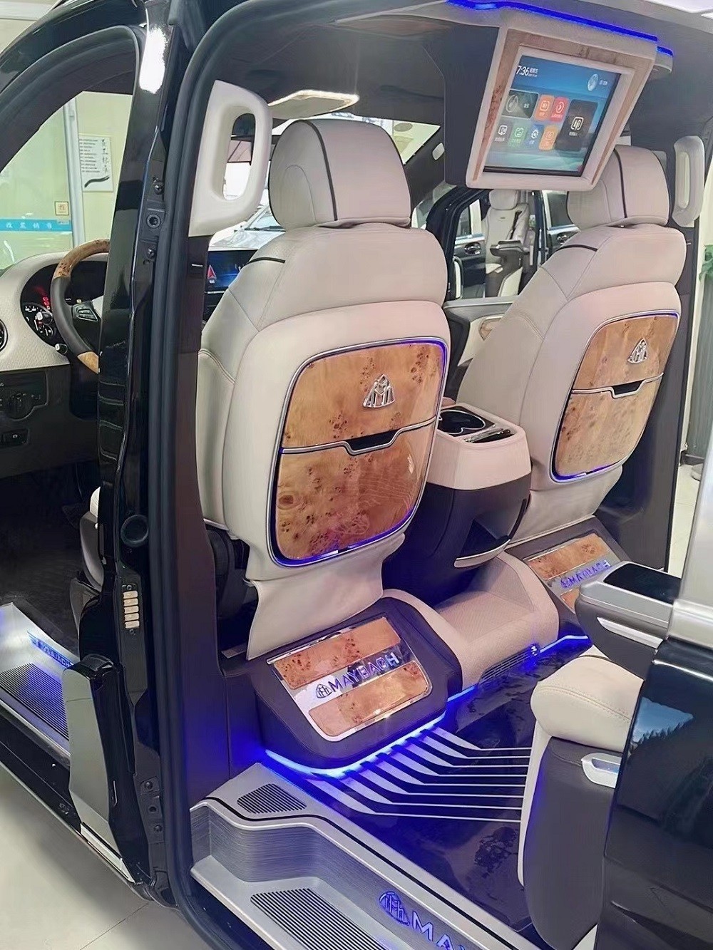 奔驰威霆改装升级航空座椅案例图