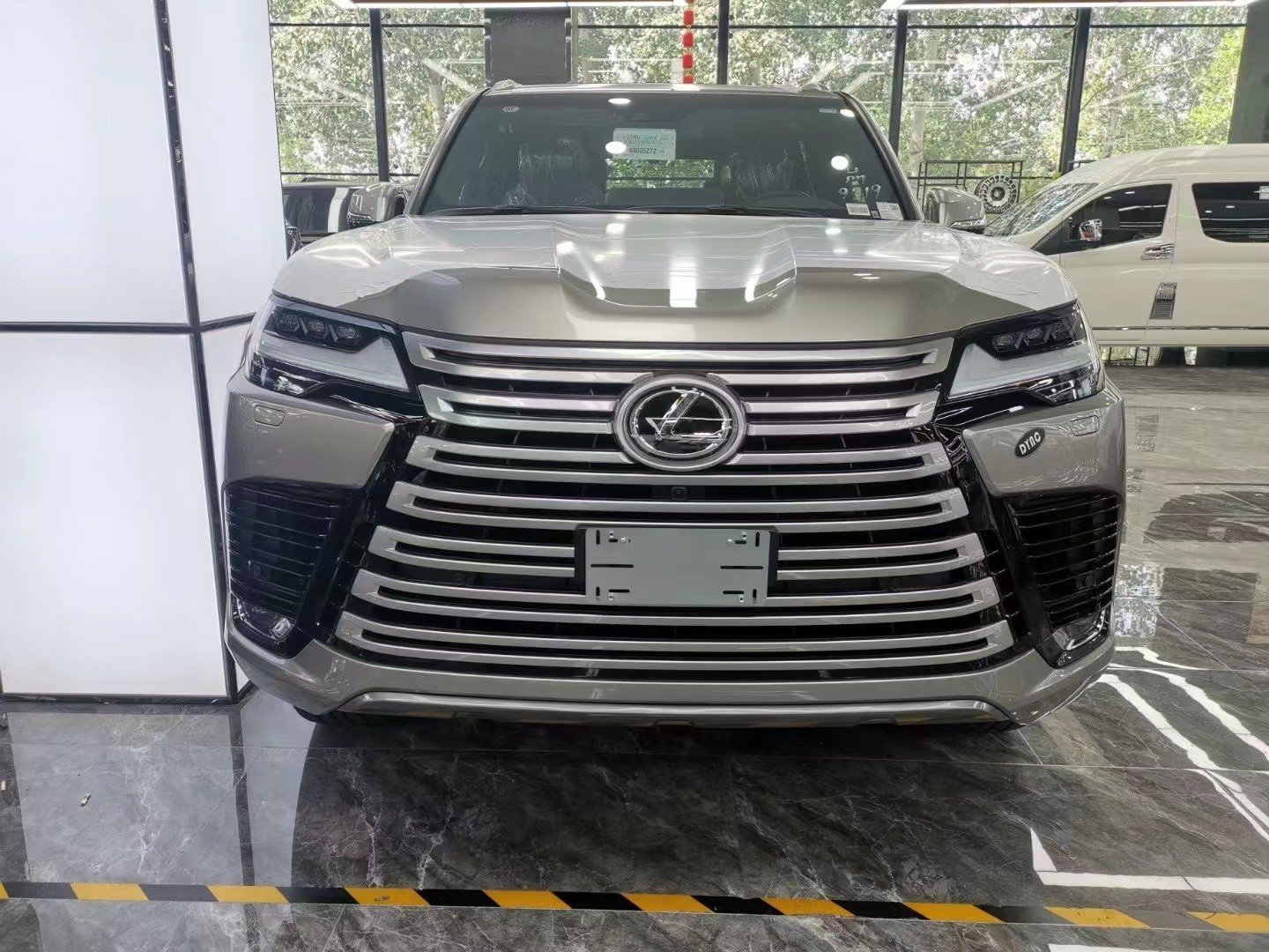 全新一代雷克萨斯lx600四座顶级体验_凤凰网汽车_凤凰网
