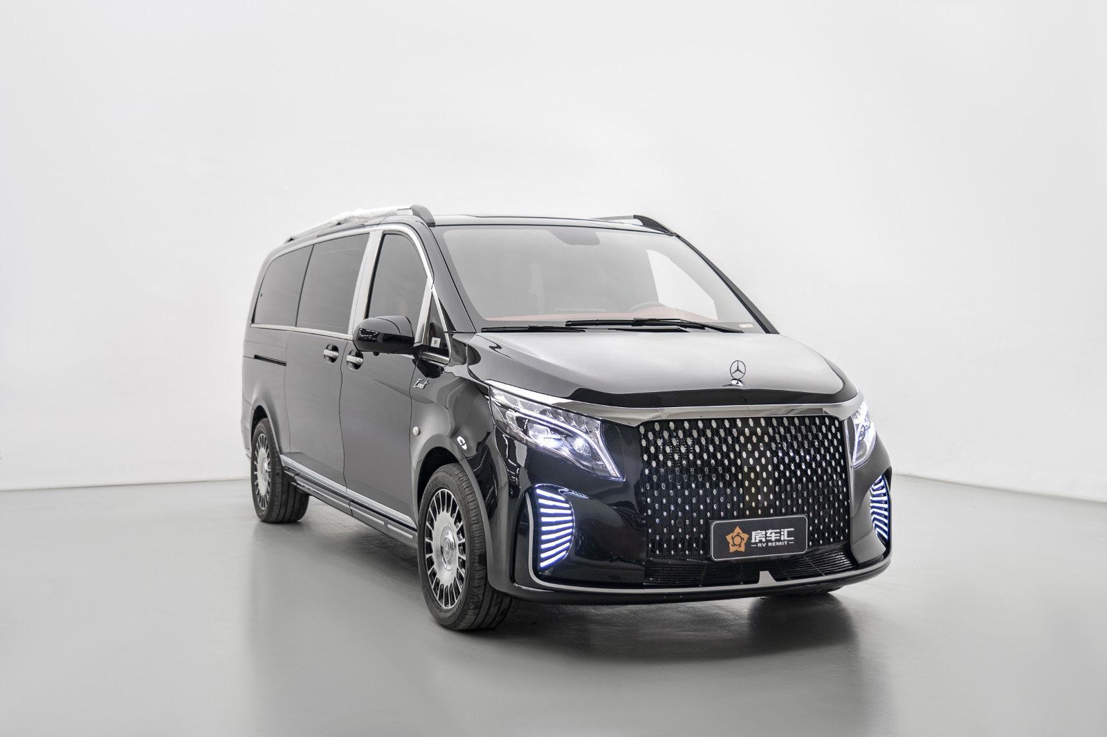 奔驰威霆圣姆峰七座商务车2022款多少钱_凤凰网汽车_凤凰网