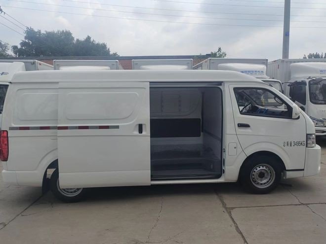 北京卖电动金杯封闭货车新能源面包车