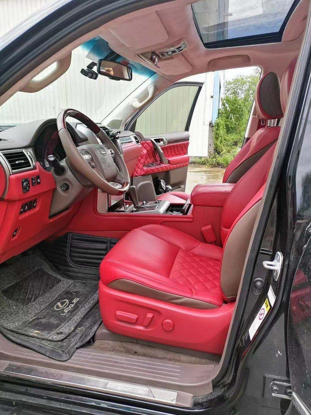 广州中创汽车有限公司,专业从事汽车改装10年多,中创一直走在汽车改装