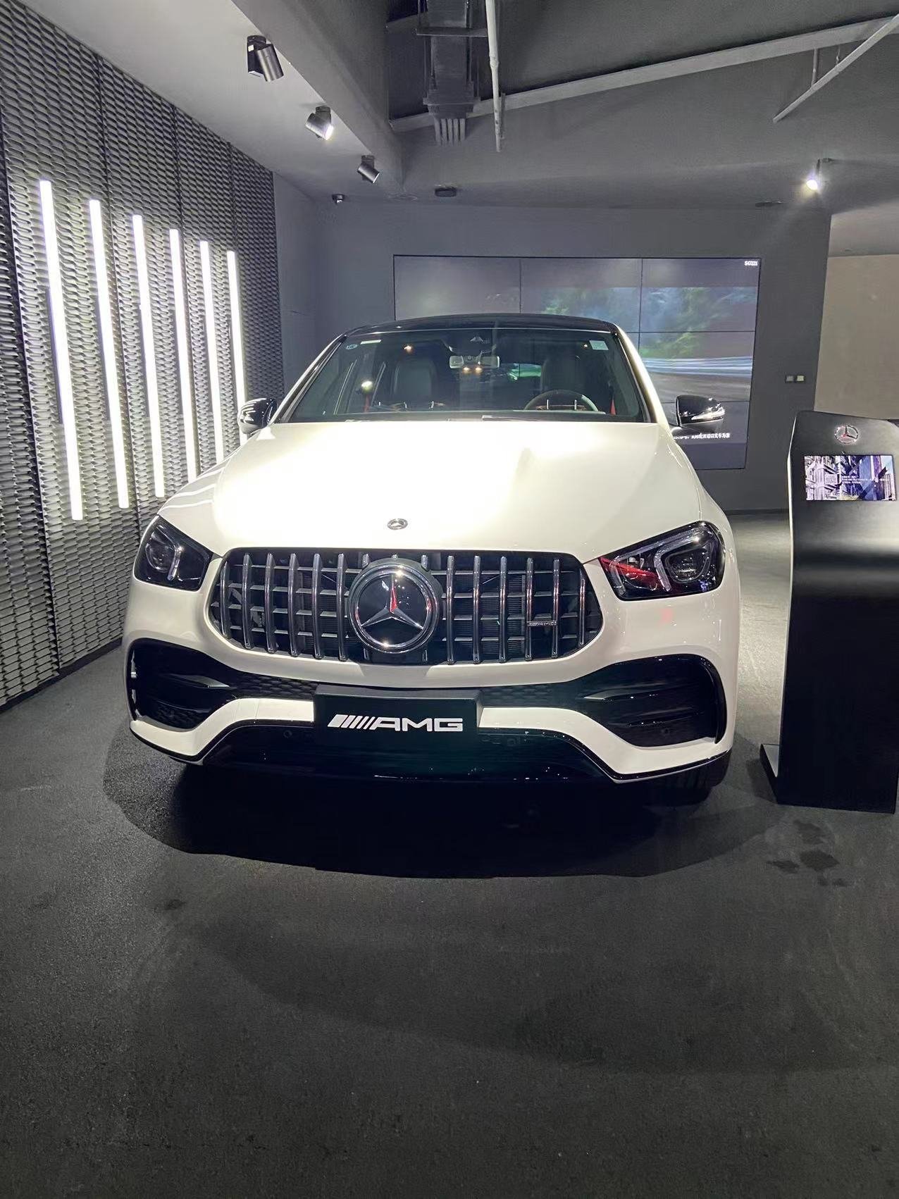 2022款奔驰gle53会跳舞的豪车_凤凰网汽车_凤凰网